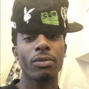 Meet your Posher, Sia